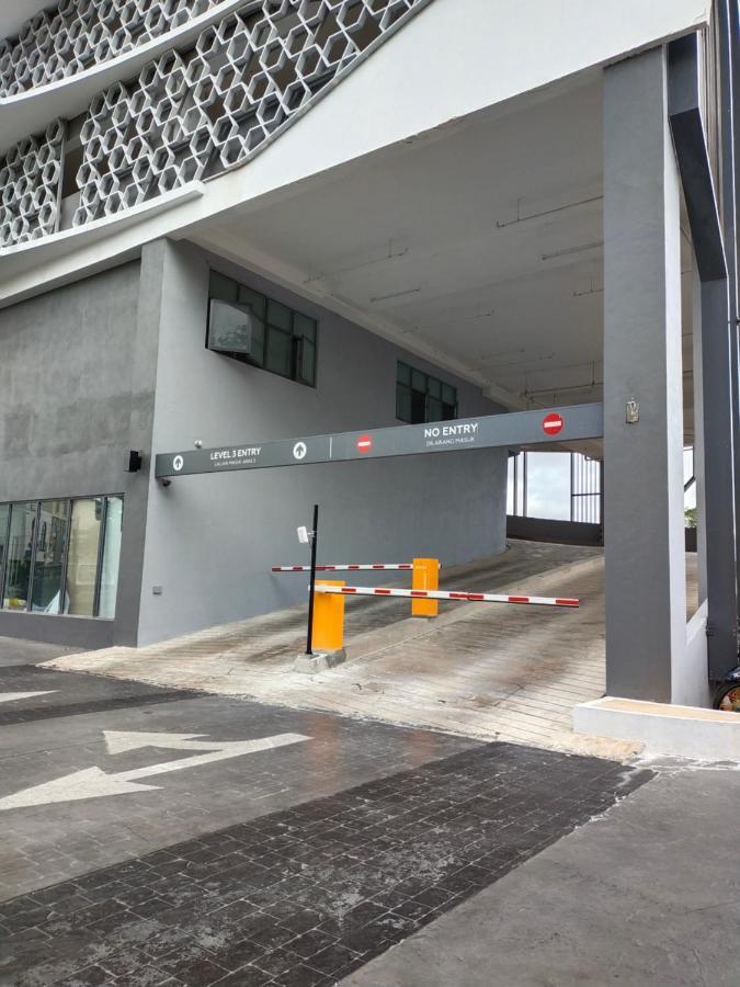 Cmk Troika Apartmen#Free Netflix Kota Bharu Zewnętrze zdjęcie