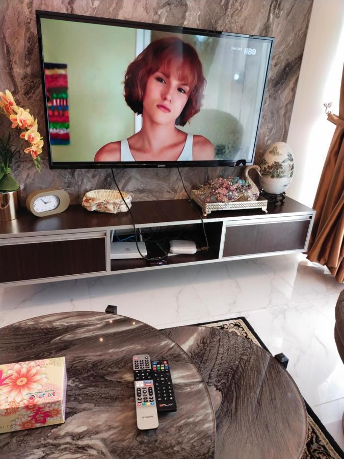 Cmk Troika Apartmen#Free Netflix Kota Bharu Zewnętrze zdjęcie